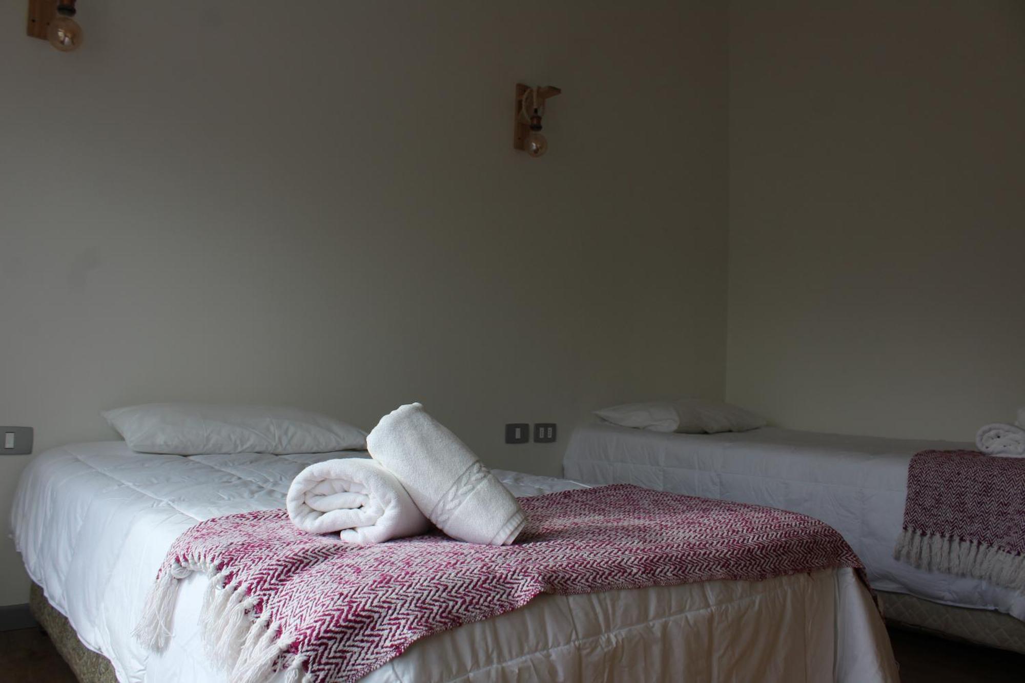 Hostal Alamo Patagonico 纳塔列斯港 外观 照片